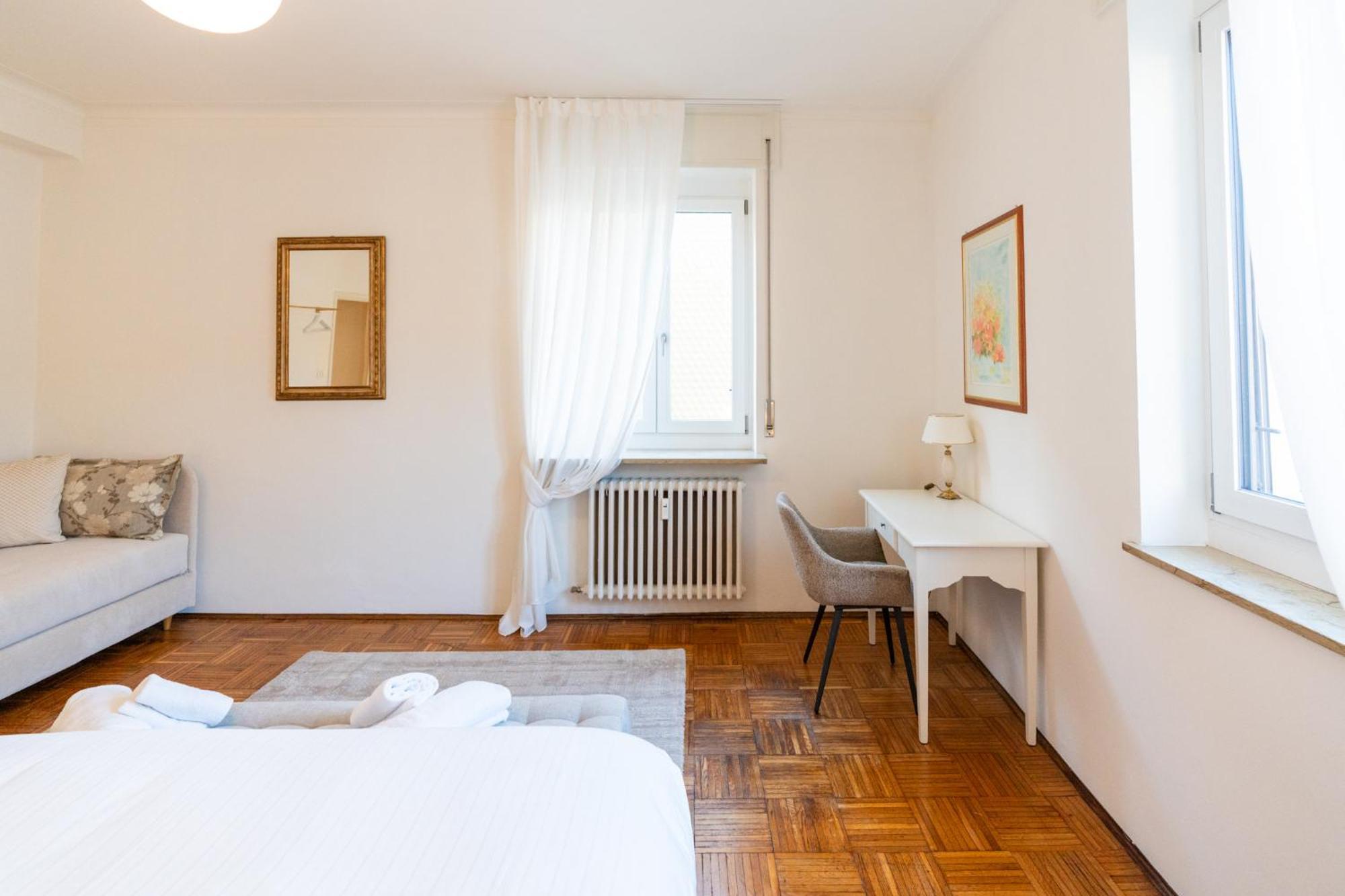 Domus Verona - Elegante Residenza Con Affaccio Su Porta Leoni Δωμάτιο φωτογραφία